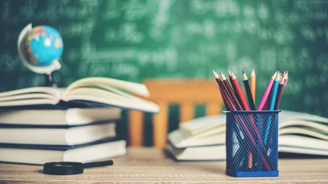 Educación