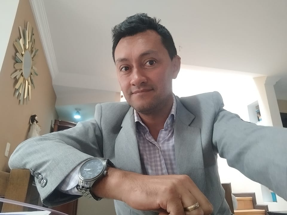 Maestrías en Ecuador: Un Puente hacia el Mercado Global Maestrías en Ecuador: Un Puente hacia el Mercado Global