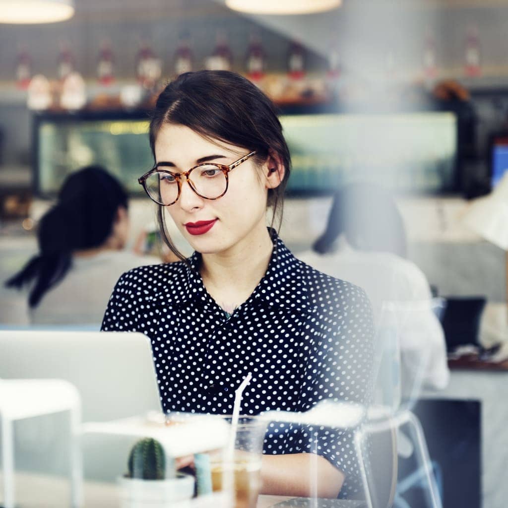 1. Con tu membresía VIP publicas todas las ofertas que quieras en multiportales de empleo para estar en los primeros lugares de Google